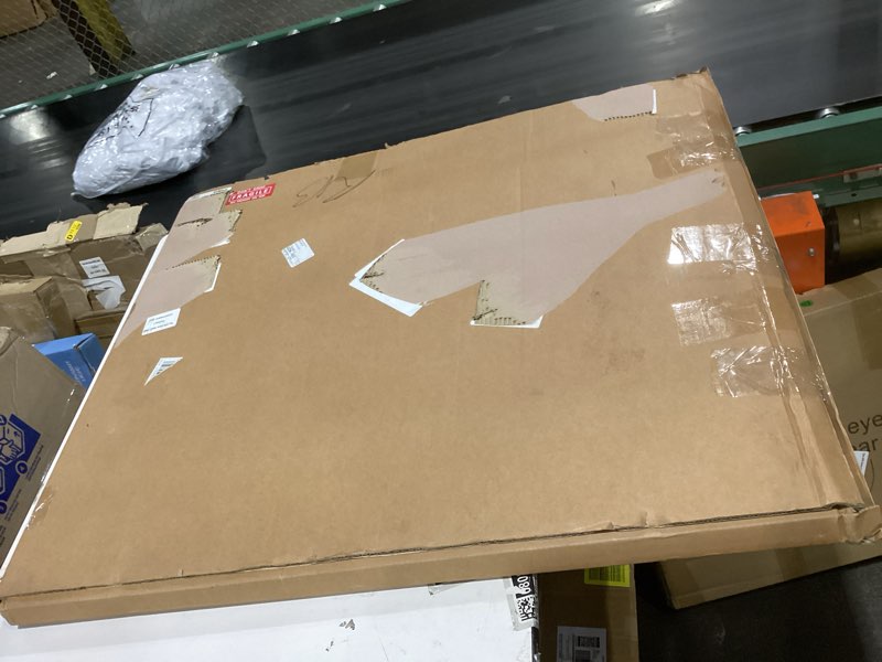 Condition photo showing Good Condition for hard aluminum cover