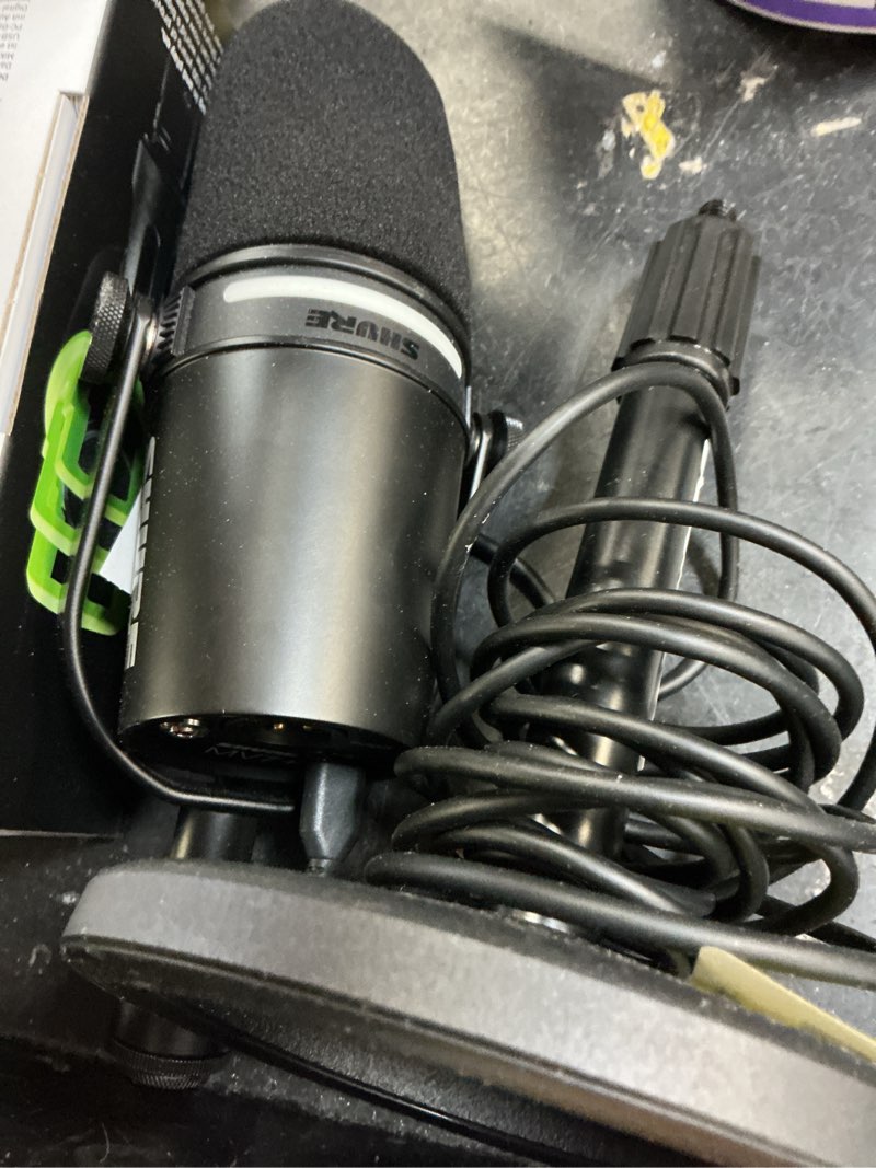 Condition photo showing As Is for shure mv7+ podcast kit, mv7+-k-bndl: gator desktop stand included, dynamic microphone, cardioid, unidirectional, usb-c xlr, wired, noise reduction, distribution, streaming, youtube podcast, recording,