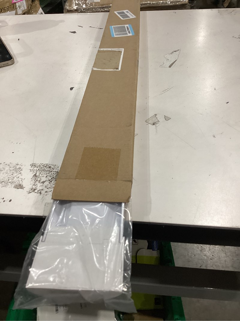 Condition photo showing Good Condition for 1 Packs 3FT LED Batten Light, Slim Ceiling Surface Mounted Light, 30W, 4000K, IP20, LED Ceiling Lamp for Garage, Shop, Hallway, Office, Market Plastic 1 PCS