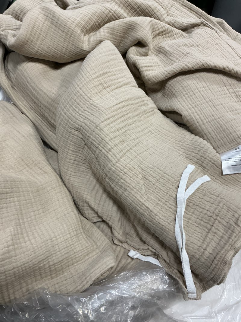 Condition photo showing Good Condition for quince , set of 3 pcs, organic cotton airy gauze duvet cover,  pillow cases(brown light )