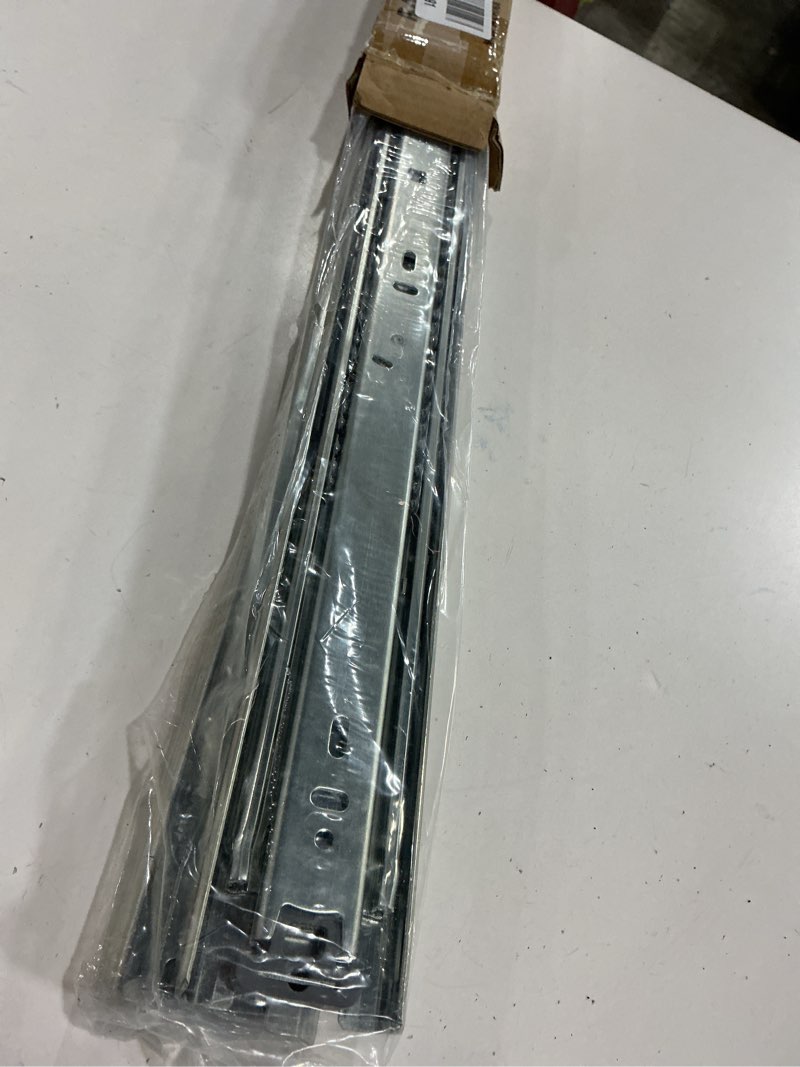 Condition photo showing New/Like New for 1 pair heavy duty locking drawer slides with lock 12 14 16 18 20 22 24 26 28 30 32 34 36 38 40 inch 150 lb load capacity side mount full extension ball bearing rail runner?with lock,18 inch? with lock 18 inch