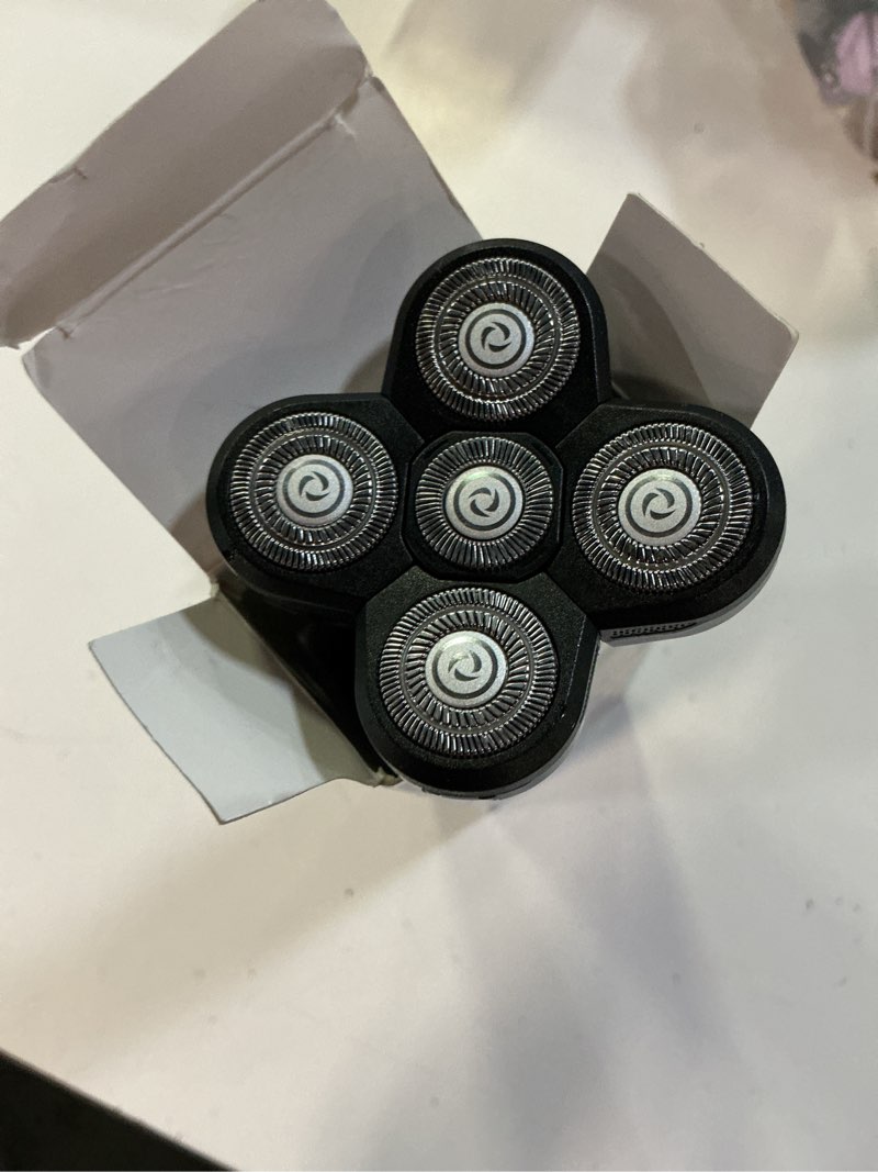 Condition photo showing Good Condition for 5 pack replacement blades for freebird head shaver | 5-blade electric razor refills for bald men freedom grooming + 1 cleaning brush 5 pcs