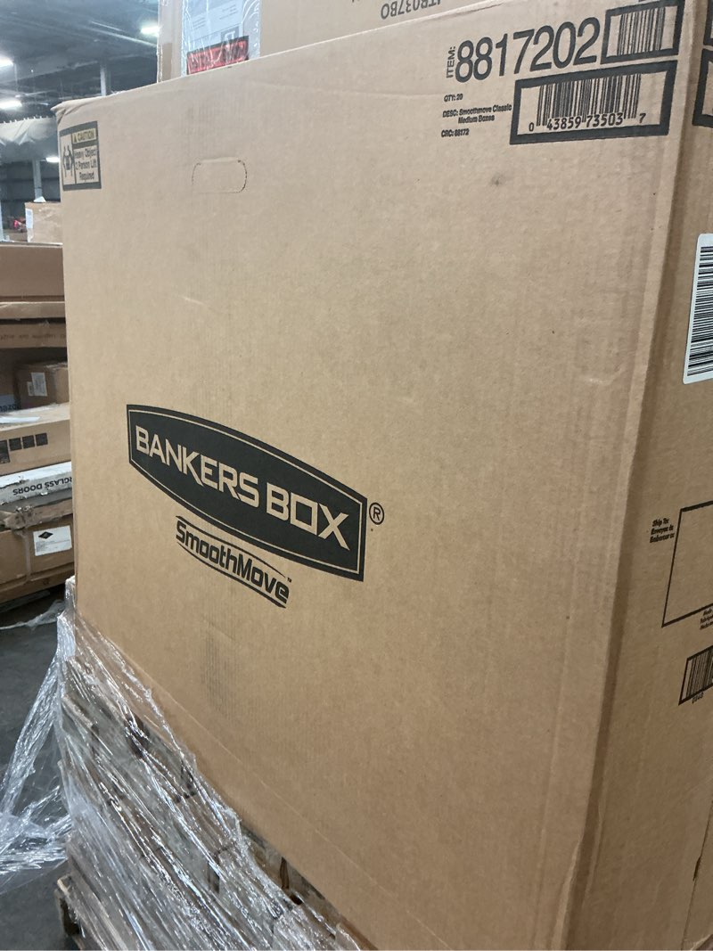 Condition photo showing New/Like New for bankers box?? smoothmove??? classic moving boxes  medium  20pk