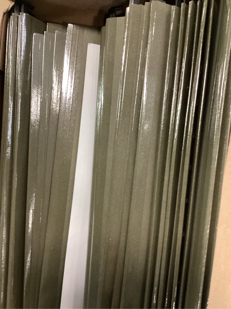 Condition photo showing Good Condition for Pendaflex SureHook Hanging File Folder  Letter Size  1/5 Cut Tabs  Green  Pack of 20 pack of 2 