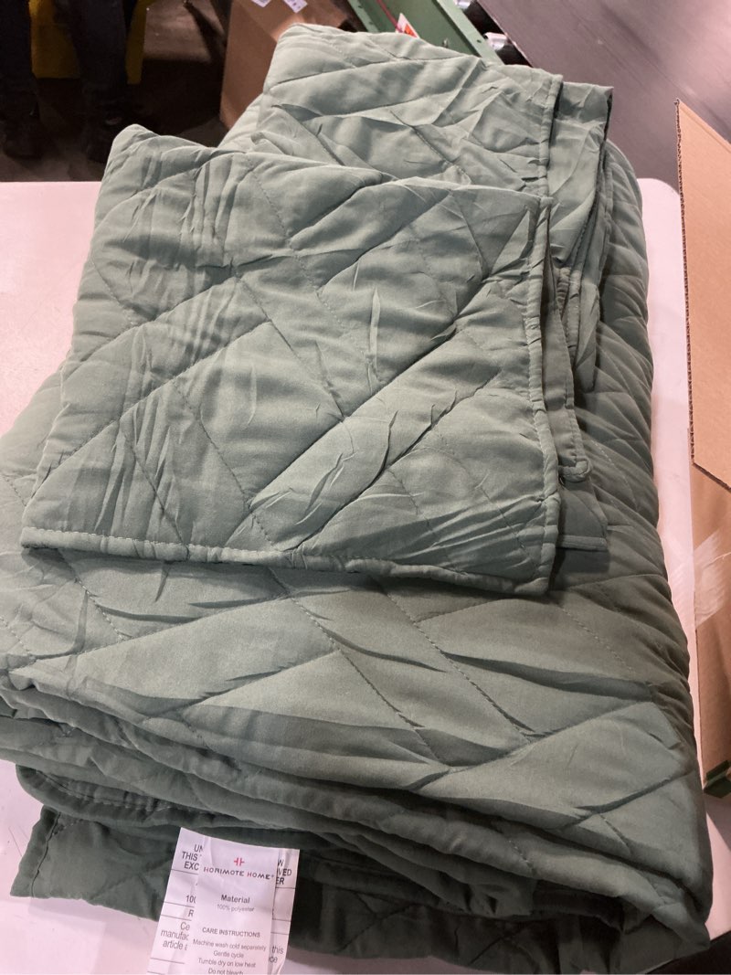 Condition photo showing Good Condition for horimote home quilt set king size dark green, classic geometric diamond stitched pattern, ultra soft microfiber lightweight bedding bedspread coverlet for all season with 1 quilt 2 pillow shams dark green king( 106" x 96")