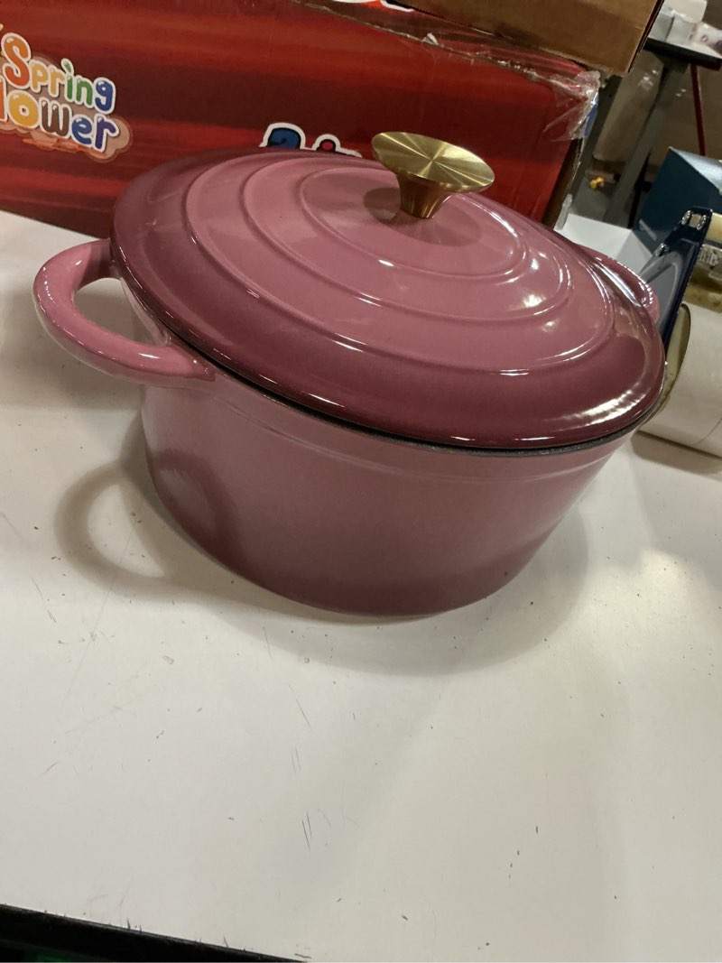 Condition photo showing New/Like New for vintage style 4.5 quart dutch oven pot with lid, non stick enameled cast iron dutch oven for bread baking, heavy-duty, oven safe ceramic cookware up to 500°f for baking, braising, stews, roasting, rose rose 4.5 qt