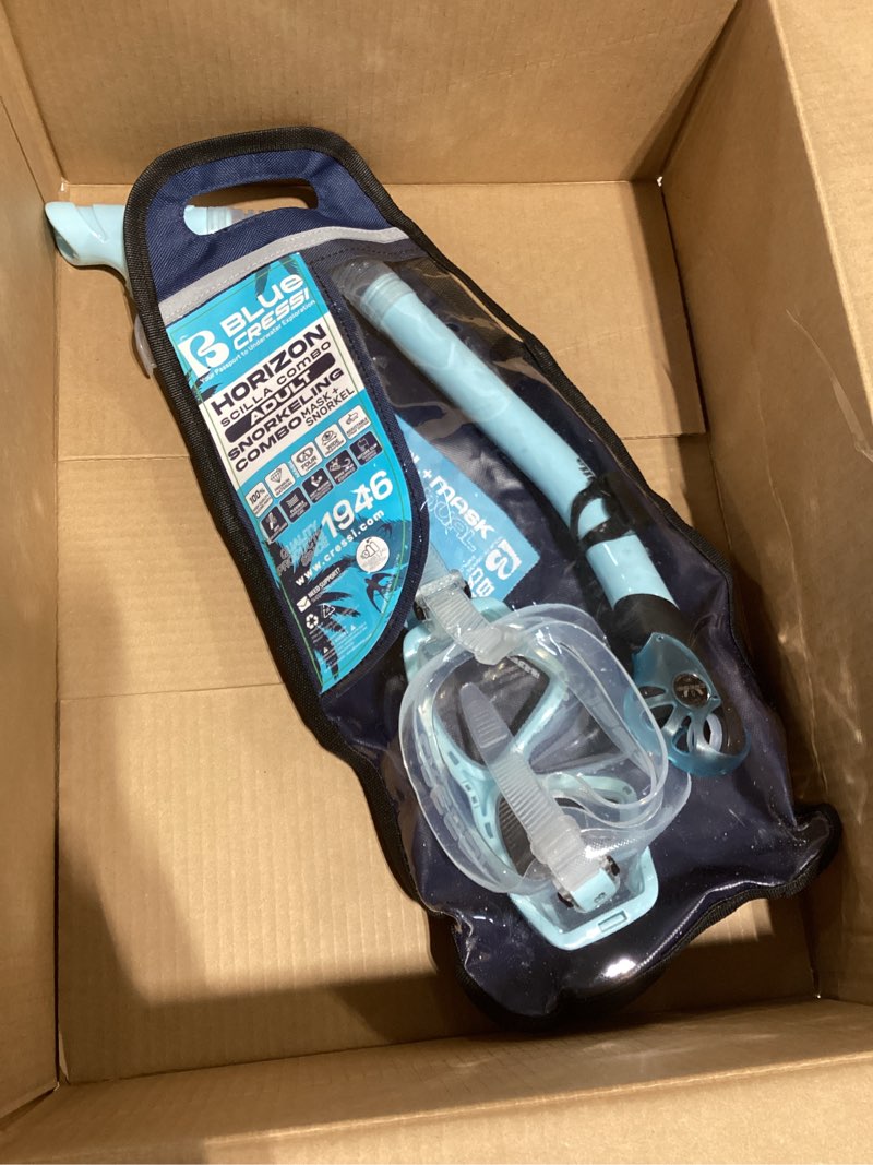 Condition photo showing Good Condition for cressi panoramic diving mask and snorkel kit - wide view - top dry system snorkel - horizon & scilla - designed in italy clear/ice cyan