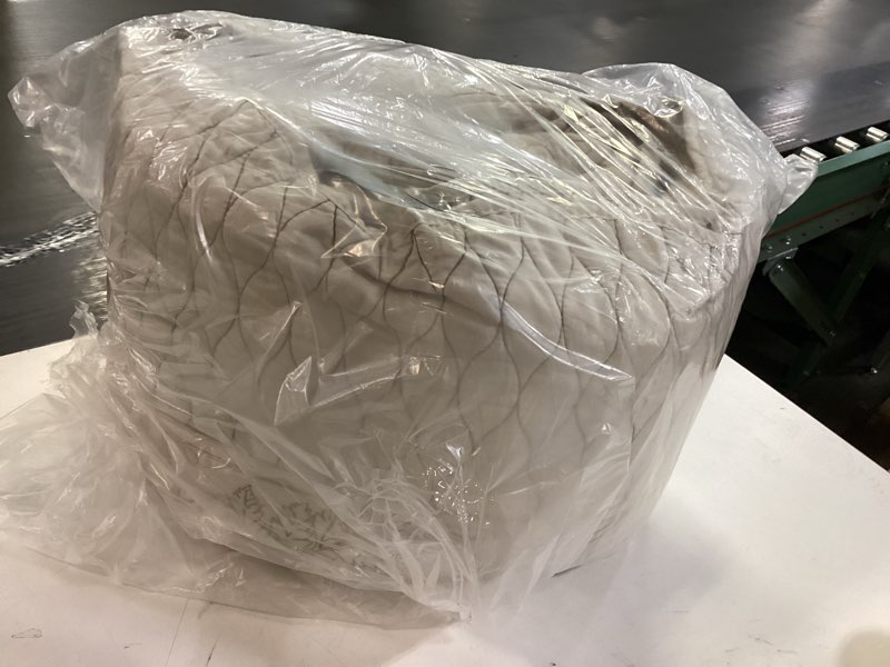 Condition photo showing Good Condition for Masaca Oversized King Quilt 120"x120",Wheat Leaves Pattern Stitching Oversized King Bedspread,3 Piec