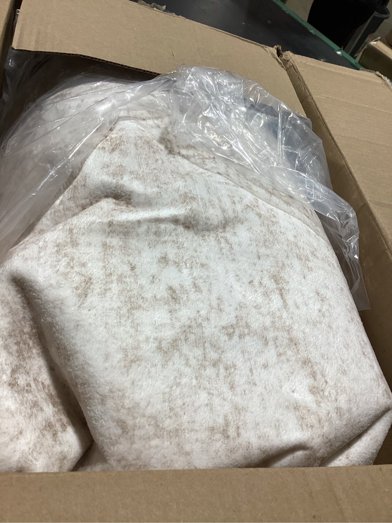 Condition photo showing Good Condition for homemate washable rug 8x10 area rugs - vintage faux wool rugs for living room bedroom dining room - non slip foldable carpet indoor area rug for home decor?8'x10', beige beige 8x10 ft