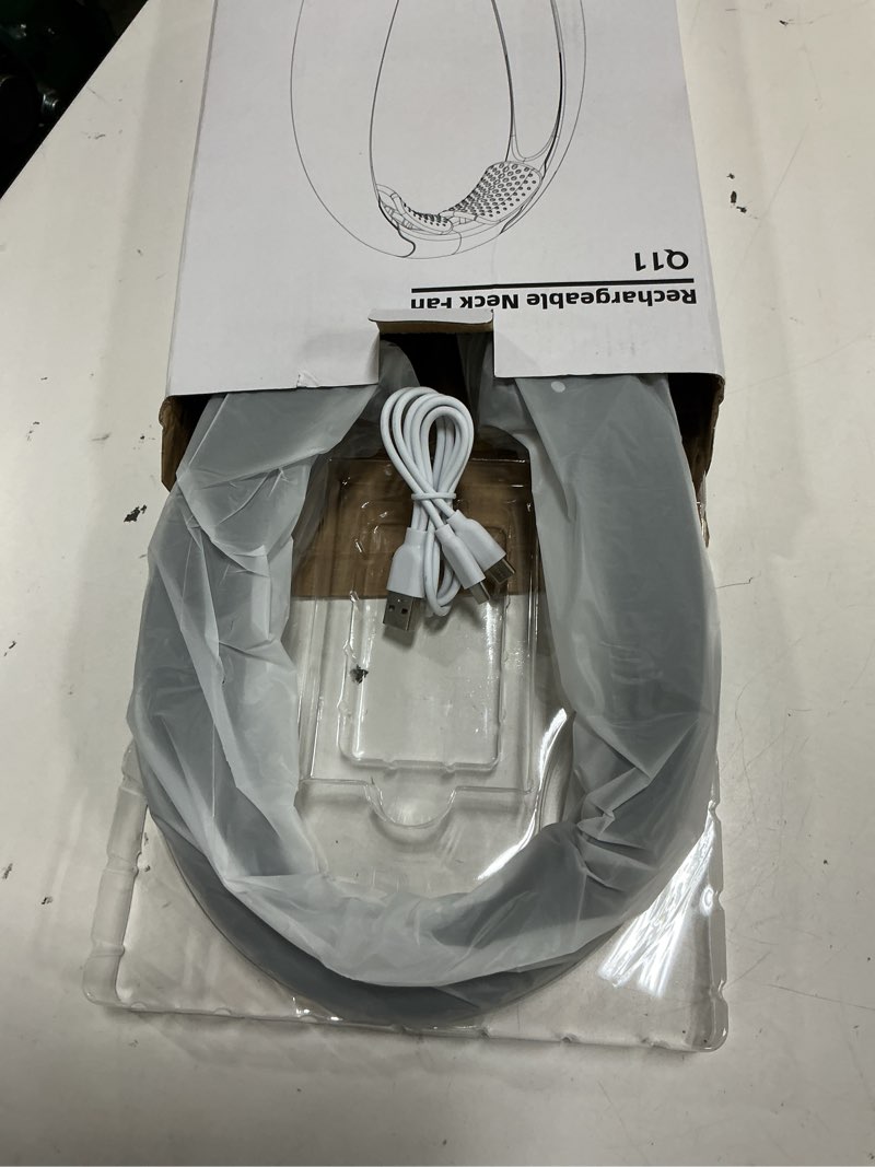 Condition photo showing Good Condition for zeefo portable neck fan, hands free personal fan- 6000mah battery operated, usb rechargeable fan with 6 adjustable speeds, cooling wearable fan for home, office, outdoor, trave-black