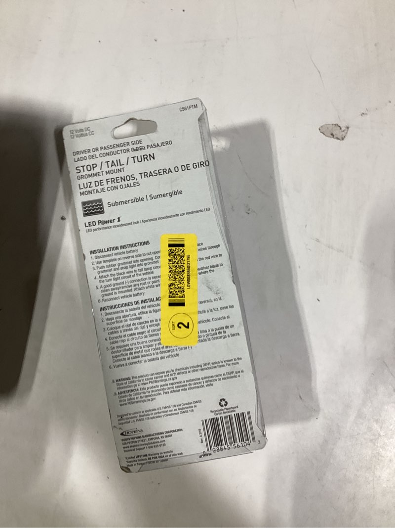 Condition photo showing Good Condition for Hopkins LED 6-in Oval Power 1 Trailer Light - Red, Works with 12V Systems