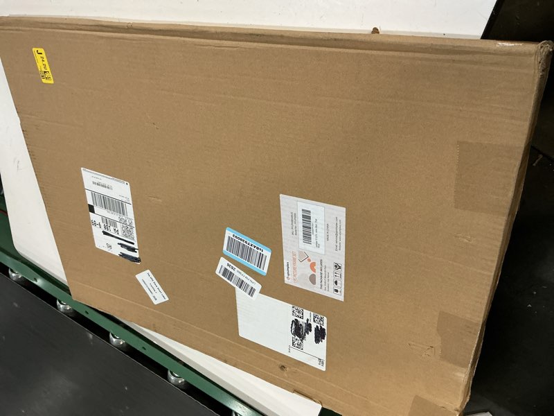 Condition photo showing New/Like New for upsimples 19.7x27.6 puzzle frame, display 18x24in with mat or 50x70cm without, wall hanging 1000 pieces puzzles frames, black, 1 pack black 19.7x27.6