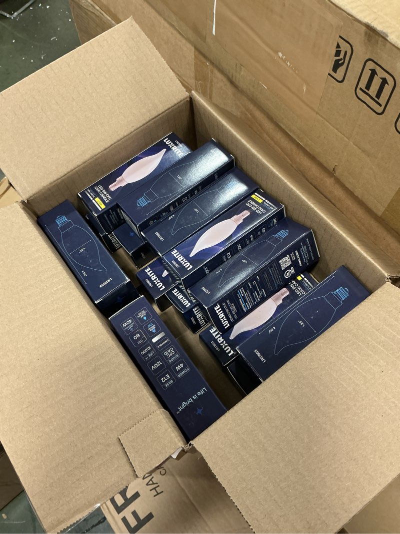 https://lotting-media.assets.bidfta.com/lotting_e714b83e-46bd-40ee-a625-2f98bed35c3f