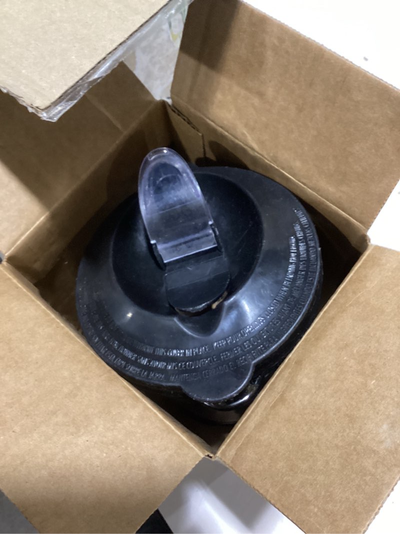 Condition photo showing Good Condition for Oster Pro 1200 Smoothie Blender with Glass Jar & 24oz To-Go Cup, Countertop Kitchen Blender with 7 Speeds, 1200W Power, Brushed Nickel