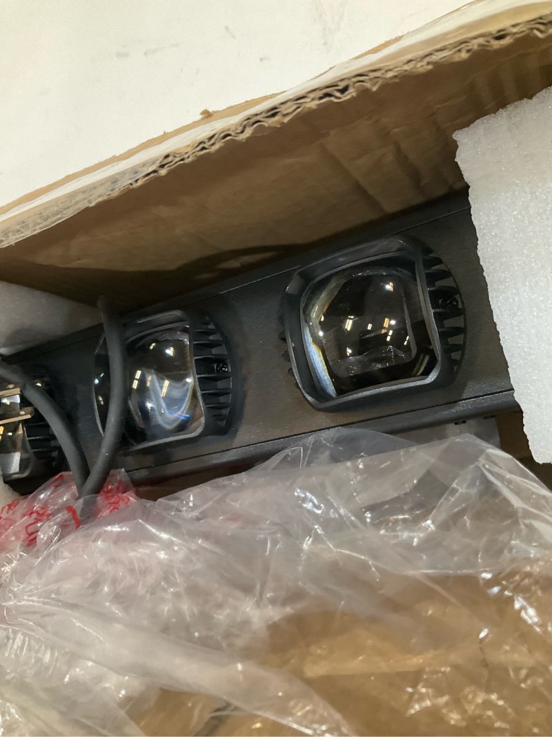 Condition photo showing Good Condition for 4 in 1 led wall washer light,250w moving head light dj lights bar alloy y axis 120° beam protection ip20 stage lights bar with dmx control auto sound activated for wedding party black 1