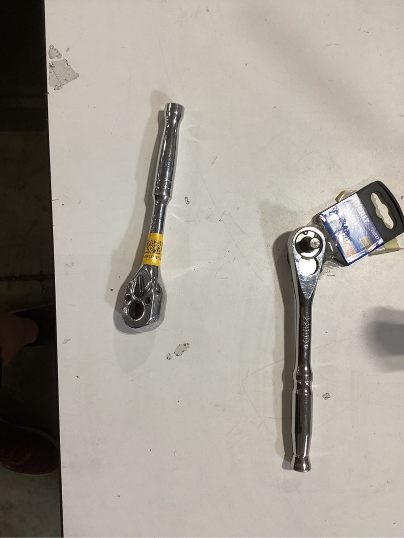 kobalt 90 -tooth 1/4-in drive full polish handle flexible head ratchet