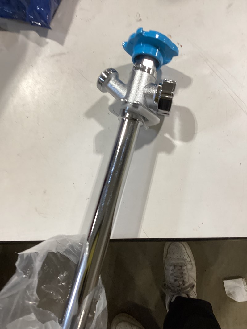 Condition photo showing Good Condition for sharkbite 12-in l x 1/2-in push-to-connect brass anti-siphon multi turn sillcock