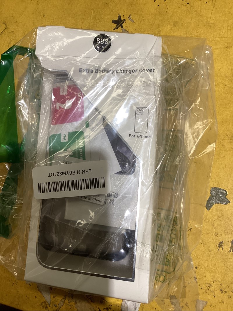 Condition photo showing Good Condition for battery case for iphone 12/12 pro,upgraded 10000mah rechargeable portable protective extended charger cover wireless charging compatible with iphone 12/12 pro (6.1 inch) charger case & carplay (black)