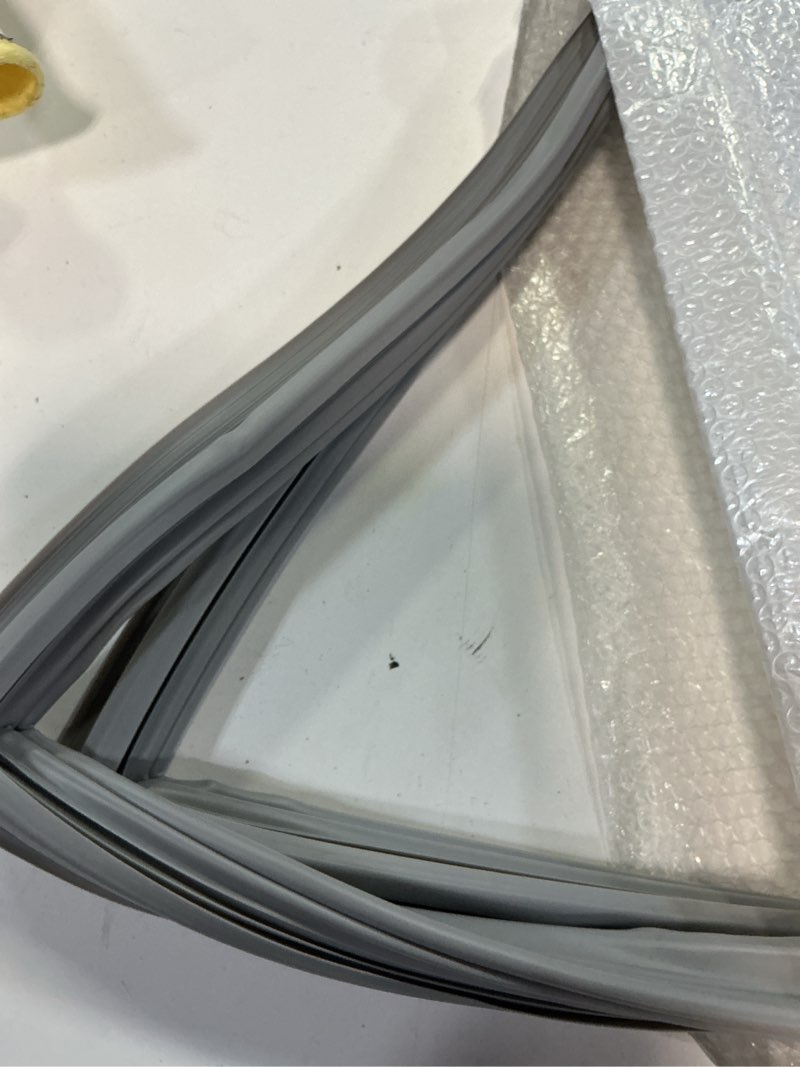Condition photo showing Good Condition for refrigerator french door gasket compatible with whirlpool kenmore refrigerator french door seal gasket w10830162 w10443225 w10179332 for wrf535swhz00 and more(approximate size: 40.16" x 16.93")