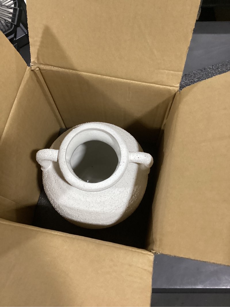 Condition photo showing New/Like New for white ceramic vase with handles, 9.5" large farmhouse flower vase - rustic centerpiece for living room, bookshelf, mantel, entryway, table & wedding home decor (sandstone white) rock sand white-9.5"