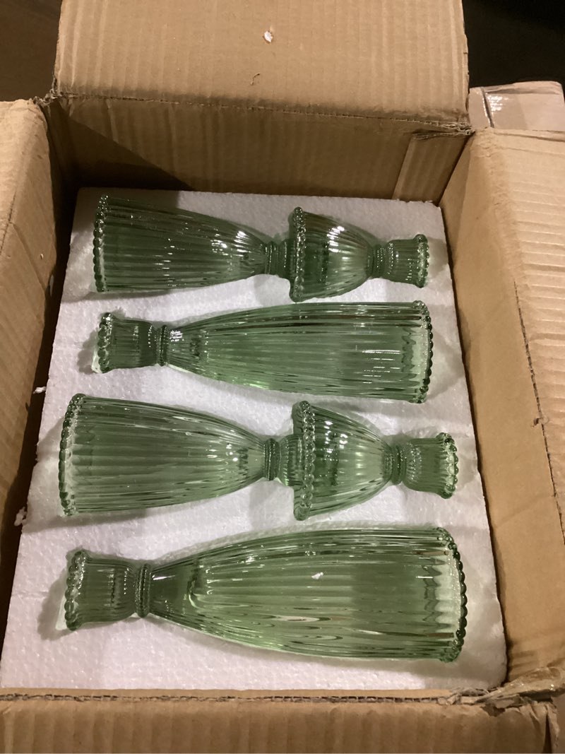 Condition photo showing Good Condition for mumufy 8pack glass candlestick holders(3.5\", 5.8\", 7.9\") – bulk set of vintage clear tapered striped candle holders for candlesticks, banquets, events, and festive parties (green)