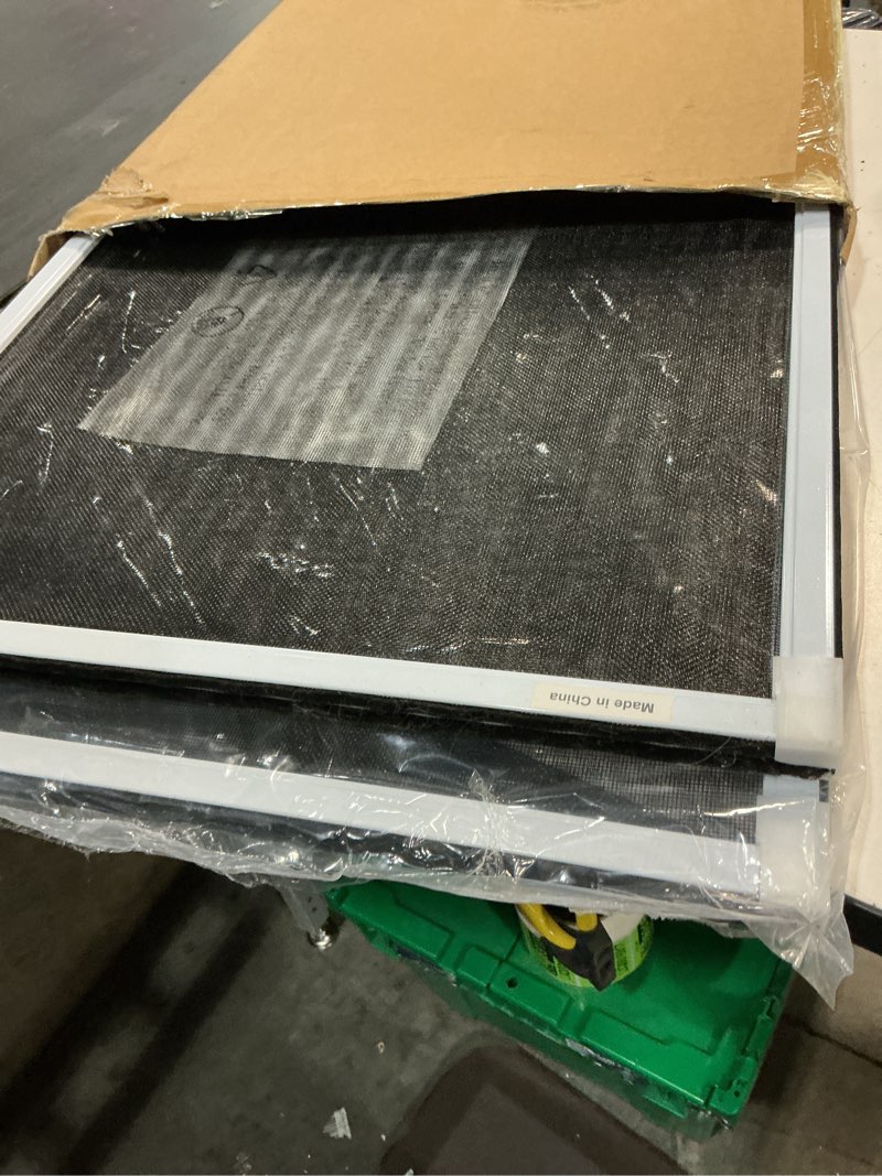 Condition photo showing Good Condition for paramondo expandable window screen, horizontal (20" h x 28.6" - 54" w, 2 pack) adjustable window screens, replacement window screens for house windows large (20" h x 28.6"-54" w, 2 pack) white frame + black mesh