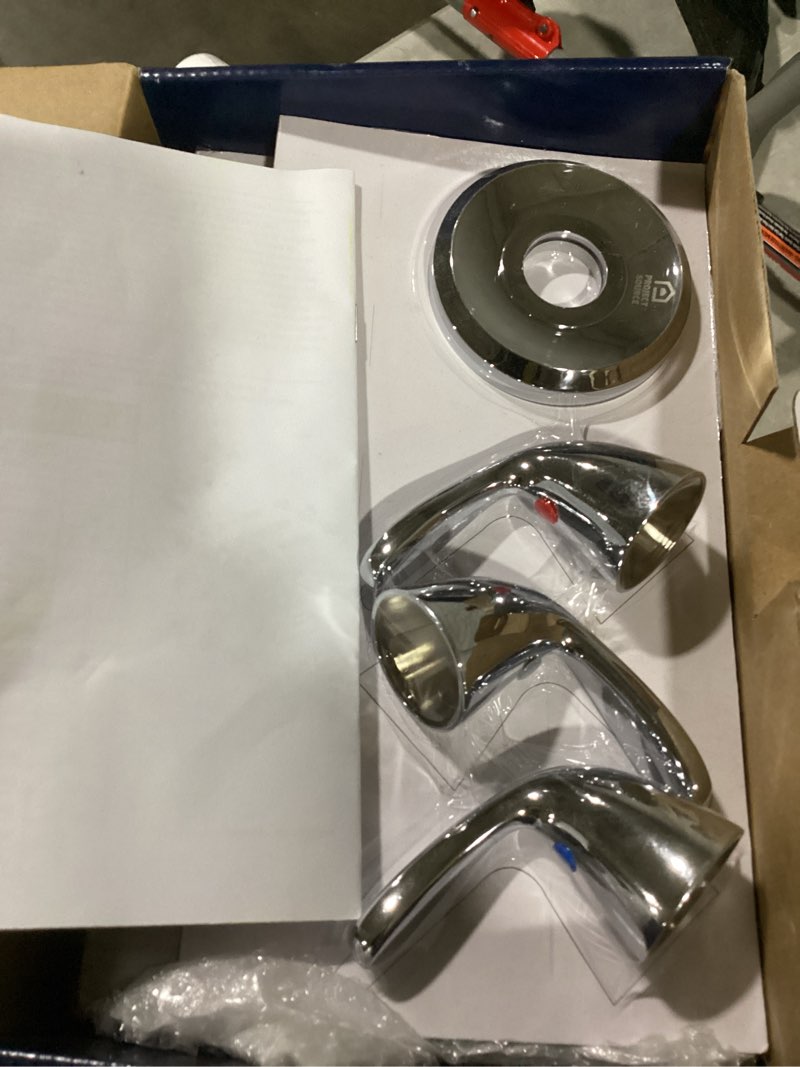 Condition photo showing Good Condition for project source everfield polished chrome 3-handle single function 3.15-in round bathtub and shower faucet