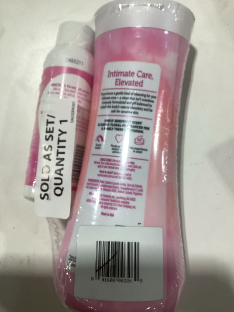 Condition photo showing New/Like New for Summers eve