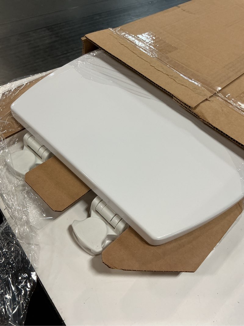 Condition photo showing Good Condition for bemis 1500ec 390 lift-off wood elongated toilet seat, cotton white (pack of 1)