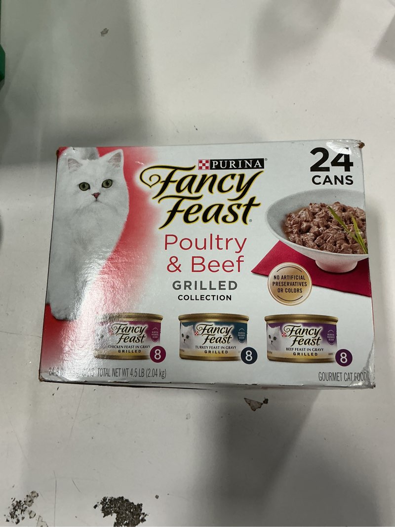 Condition photo showing New/Like New for Purina Fancy Feast Grilled Wet Cat Food Poultry and Beef Collection Wet Cat Food Variety Pack - (Pack of 24) 3 oz. Cans