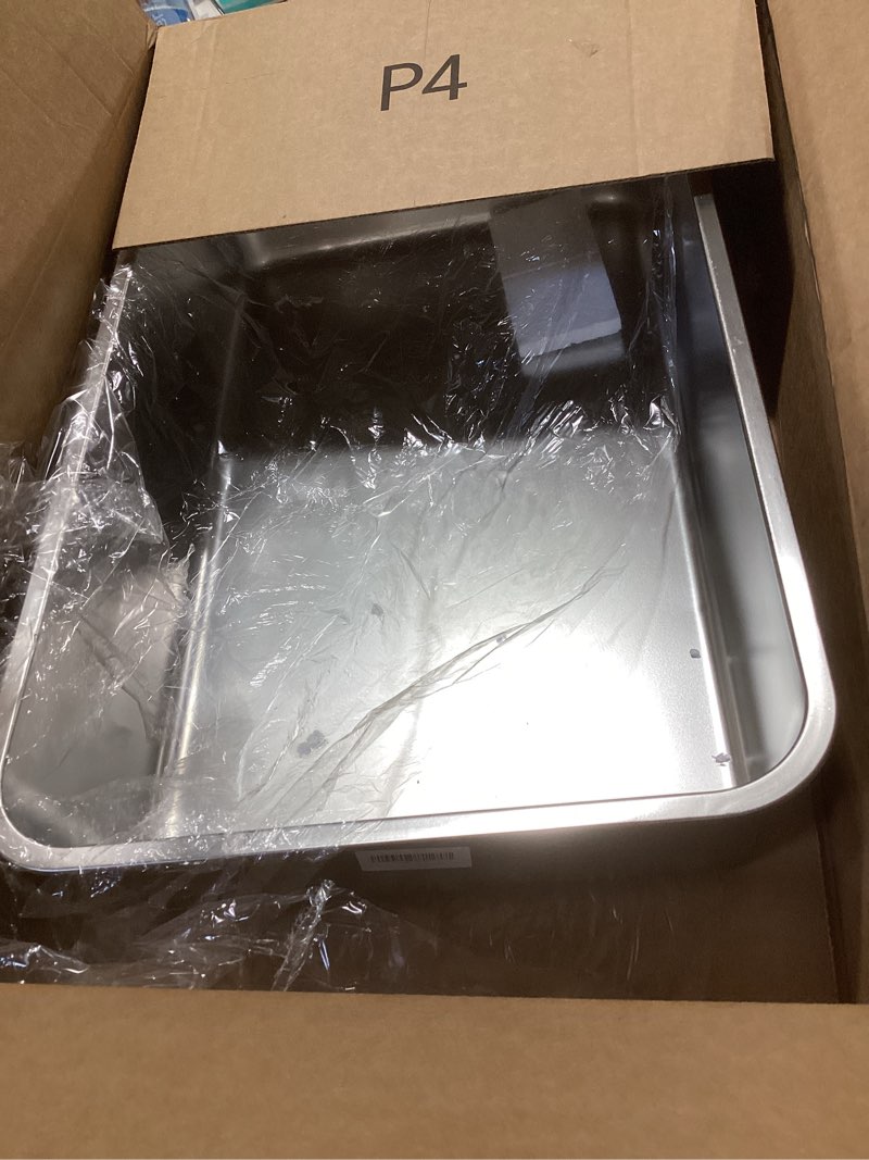 Condition photo showing Good Condition for stainless steel litter box,xl metal litter box for cat,easy clean non stick no smell metal litterbox for kitty/multi-cats xlarge:22.4"x14.5"x5.1"