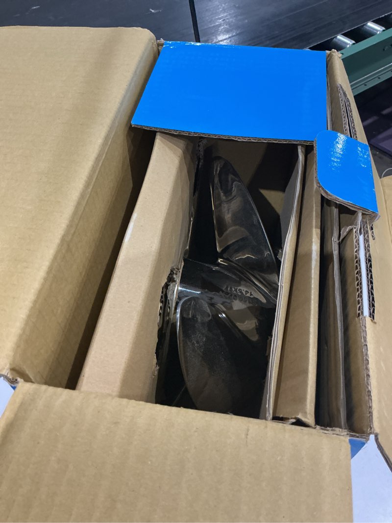 Condition photo showing Good Condition for turning point propellers 31502131