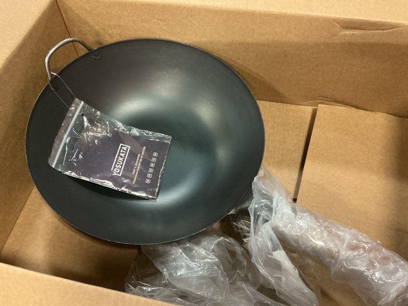 Condition photo showing Good Condition for YOSUKATA 13.5" Carbon Steel Wok Pan – Pre-Seasoned Flat Bottom Pow Wok for Stir Fry, BBQ, Grill & Camping – Traditional Japanese Chinese Cookware – Compatible with Induction, Electric, Gas, Open Fire