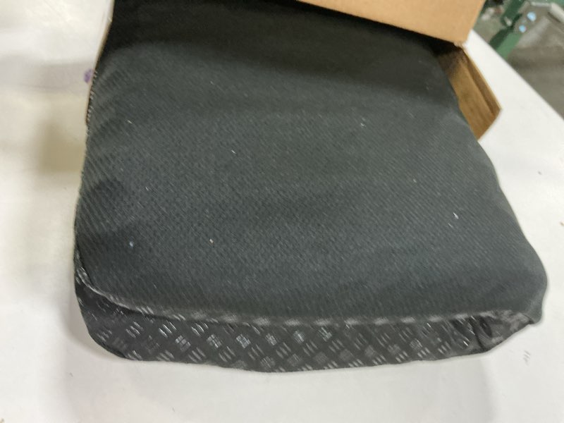 Condition photo showing Good Condition for Gel Seat Cushion, Cooling seat Cushion (Super Large & Thick), Breathable Honeycomb Design Absorbs Pressure Points Seat Cushion, Gel Cushion for Office Chair, Home Car seat Cushion for Wheelchair Blue