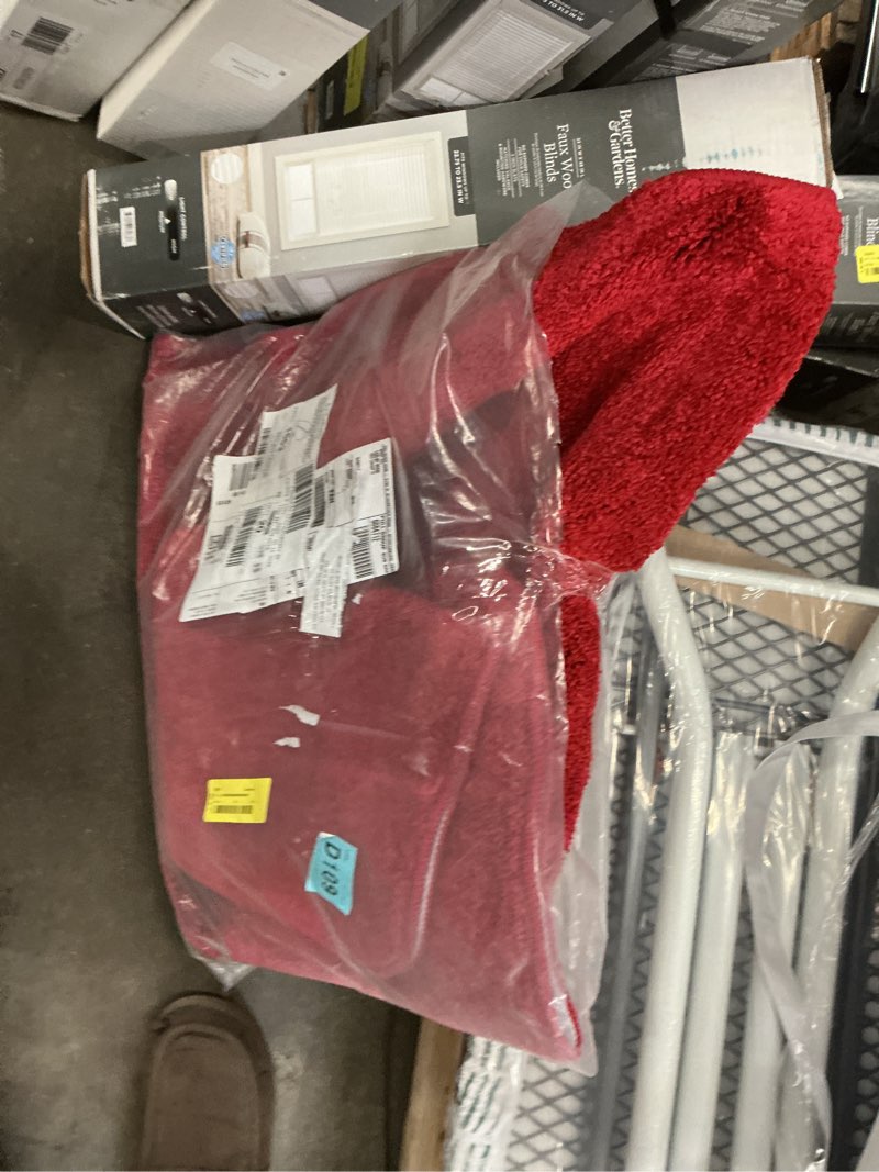 Condition photo showing As Is for gramercy classic red solid plush rectangle 4-piece (no lid) bath rug set