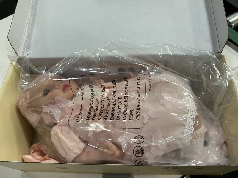 Condition photo showing New/Like New for babeside reborn baby dolls girl with freckles, 20 inch lifelike newborn real life realistic doll soft vinyl and cloth body baby dolls with toy & gift box for kids age 3+