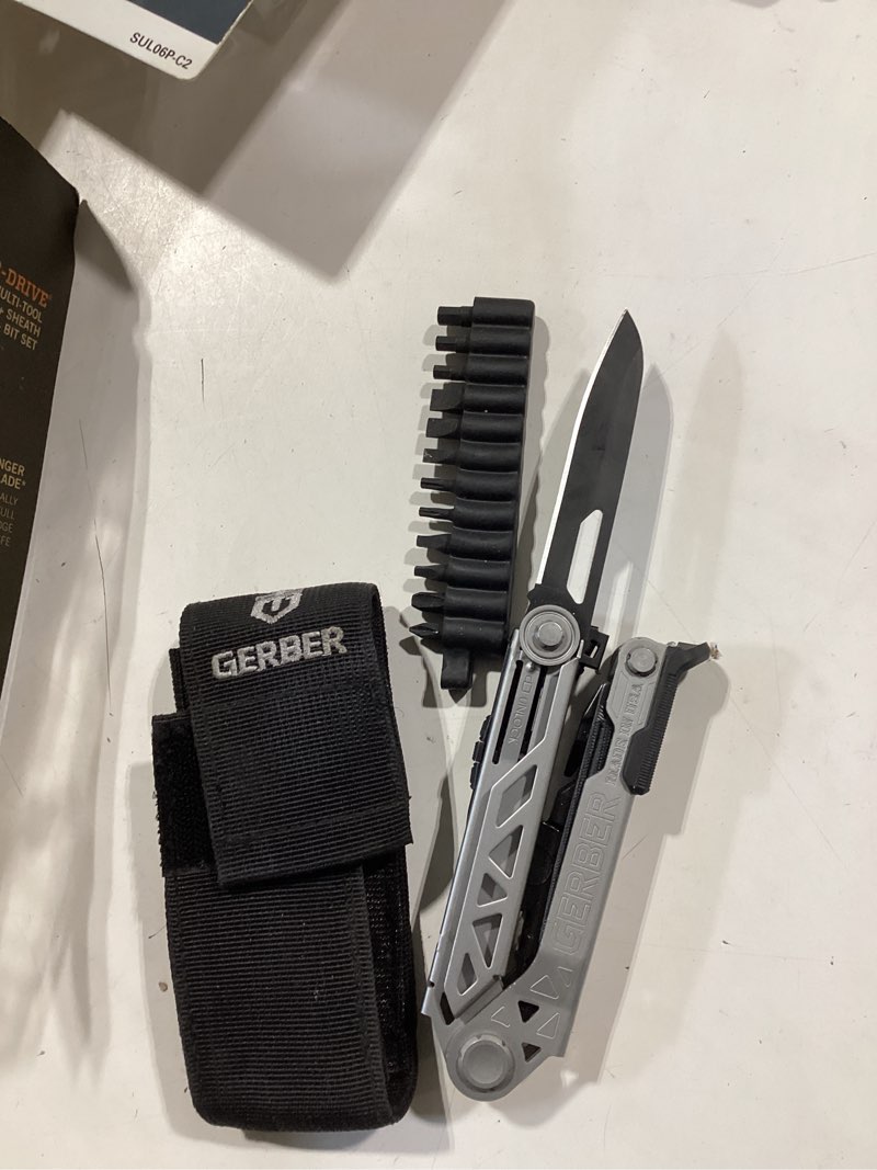 Condition photo showing Good Condition for gerber center-drive series 31-003074 multi-tool  14-function  1/ea