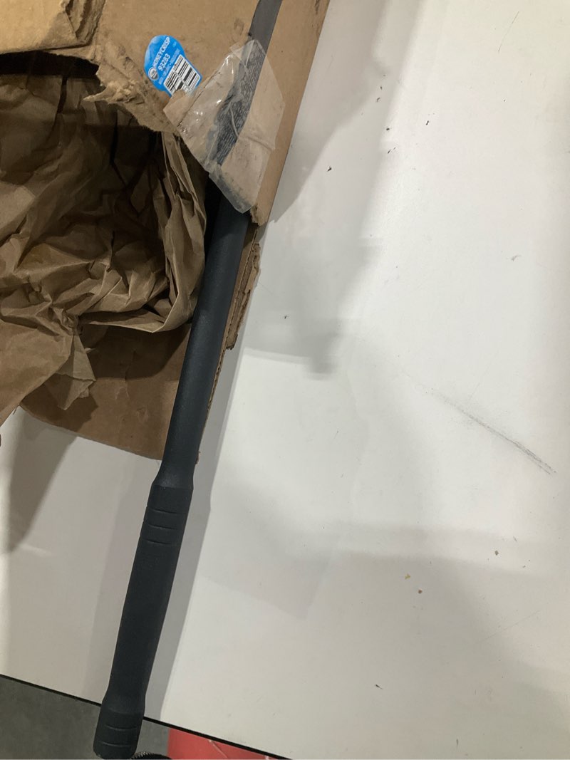 Condition photo showing Good Condition for 1/2" drive 32 inch breaker bar, heavy duty head, premium chromium-molybdenum steel, laser etched marking, for grip and break loose tight bolts, nuts 1/2" 32-inch