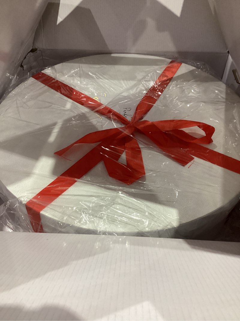 Condition photo showing Good Condition for Luxury Preserved Roses Gifts for Women, 100 Roses in Velvet Box, Flowers for Delivery, Presereved Flowers Birthday Gifts for Her Mom and Wife (Red) Red 100 Roses