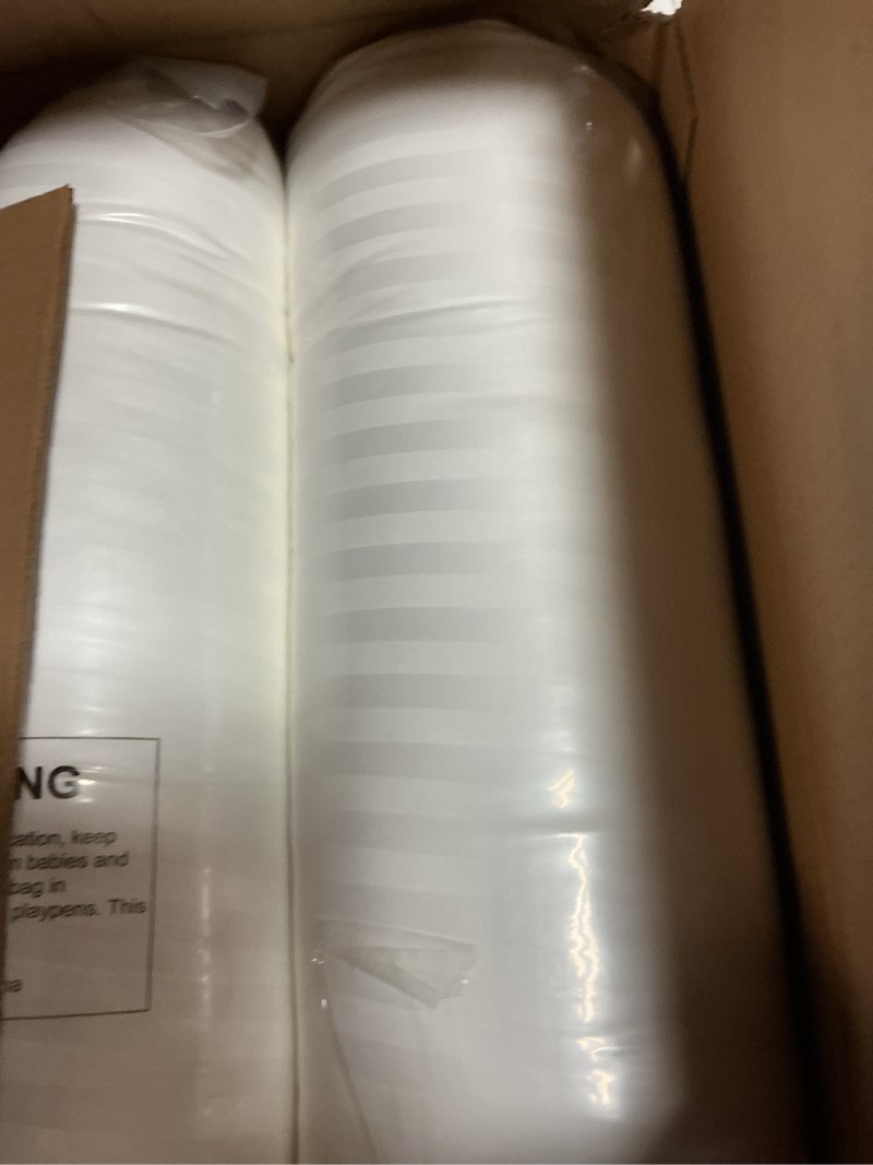 Condition photo showing Good Condition for Beckham Hotel Collection Bed Pillows Standard/Queen Size Set of 2 - Original Soft Down Alternative Pillow for Sleeping - Soft Support for Back, Stomach or Side Sleepers Queen / Standard White