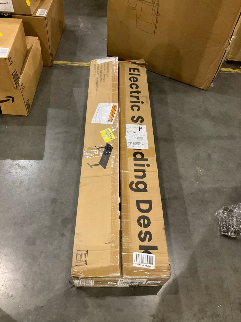 Electric standing desk