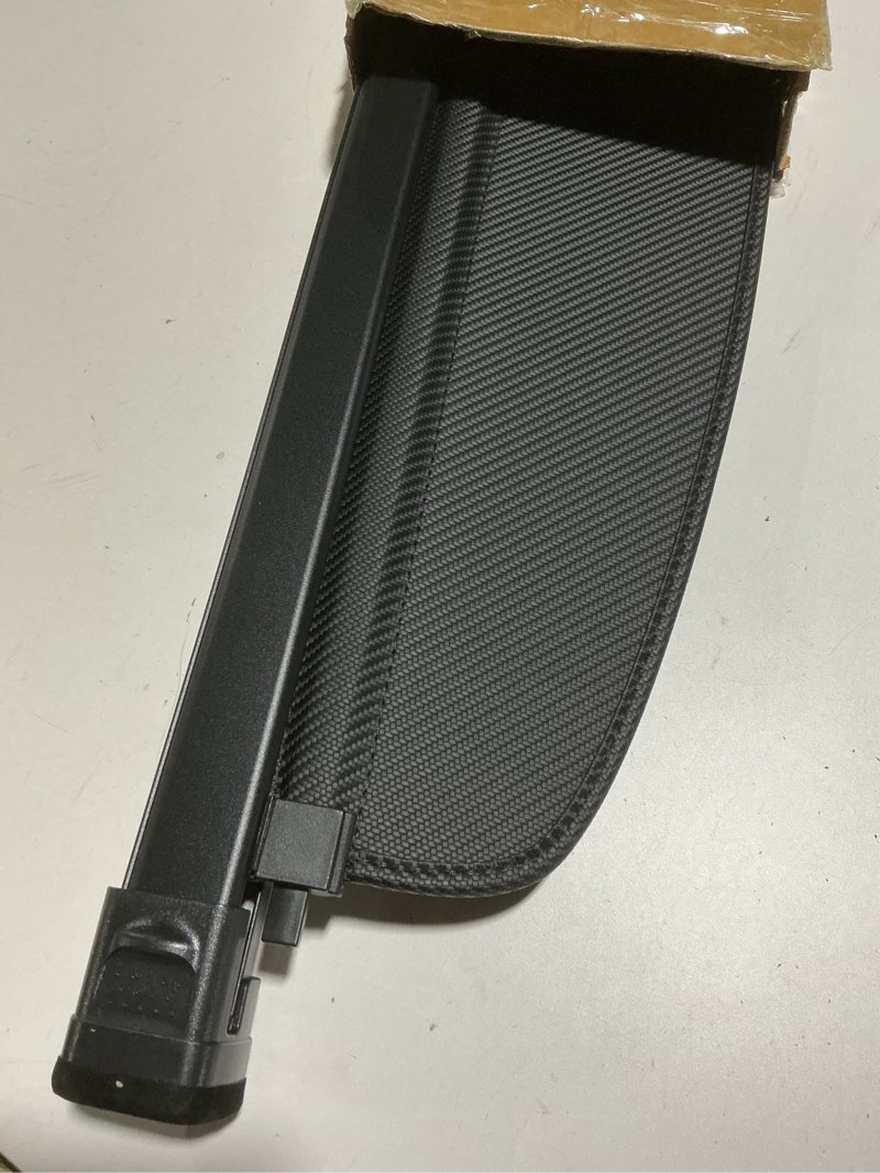 Condition photo showing Good Condition for cargo cover for jeep grand cherokee 2025 2024 2023 2022 accessories leather retractable trunk cover security shielding shade cargo luggage cover trunk storage privacy protection luggage shade shield 2022-2025 jeep grand cherokee