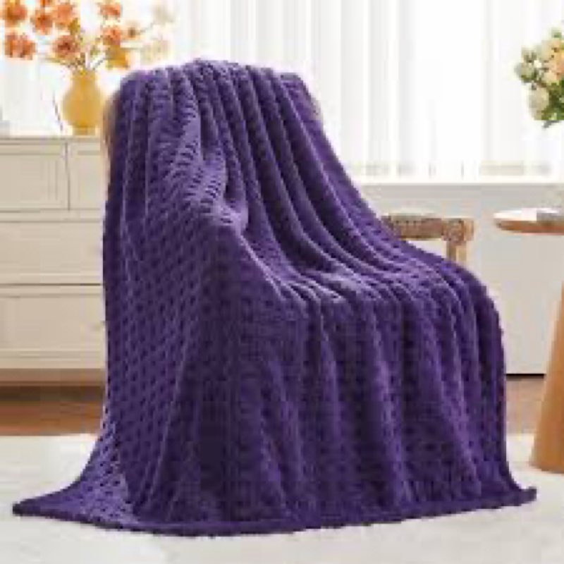 NEWCOSPLAY Super Soft King Blanket Purple Premium Silky Flannel Fleece 3D Checkered Lightweight Bed 