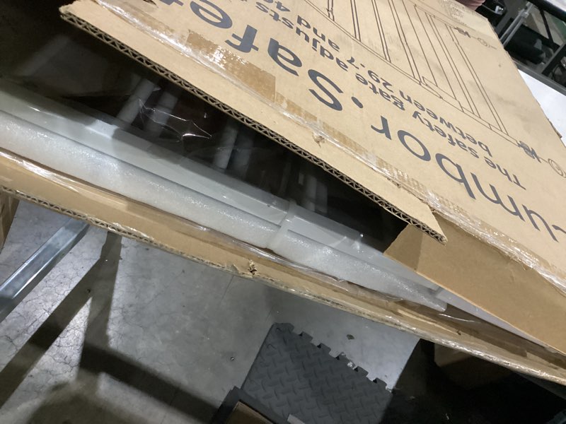 Condition photo showing Good Condition for cumbor.safety gate, adjusts to fit openings between 29.7 and 46 inches wide. white