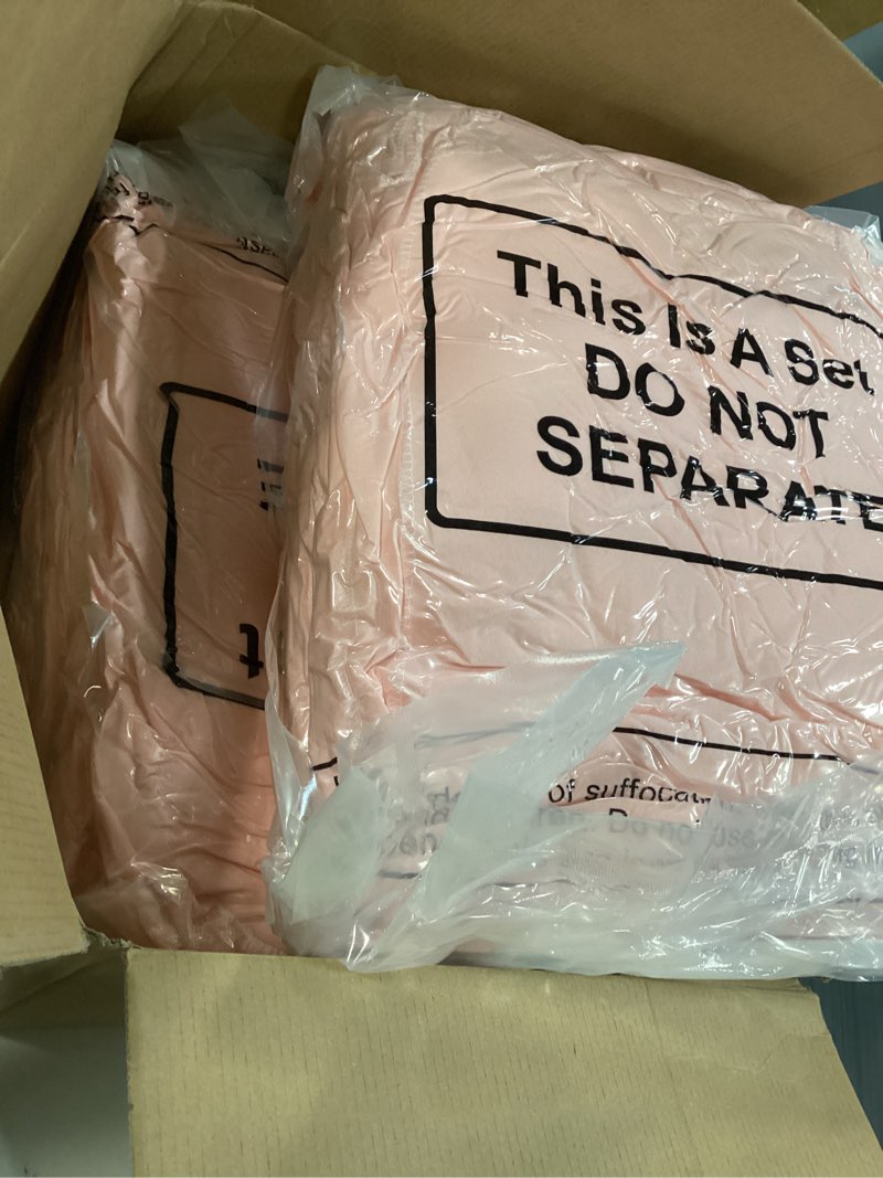 Condition photo showing New/Like New for 24 Packs Fleece Throw Blanket Soft Warm Lightweight Fleece Blanket Cozy Throw Bulk for Bed Couch Sofa Home Office Wedding Gifts Suitable for Seasons, 50 x 60 Inches(Pink)