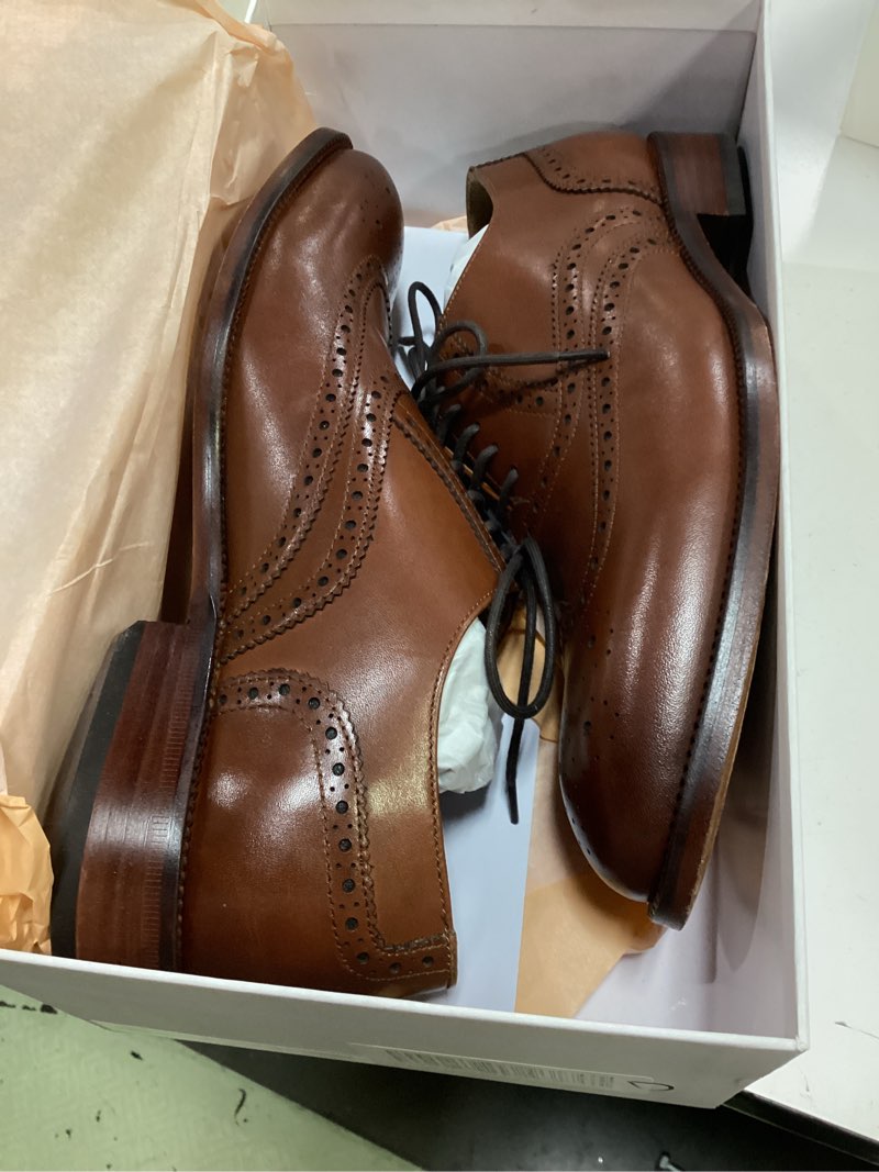 Condition photo showing Good Condition for quince italian leather wingtip oxford, 10.5, cognac