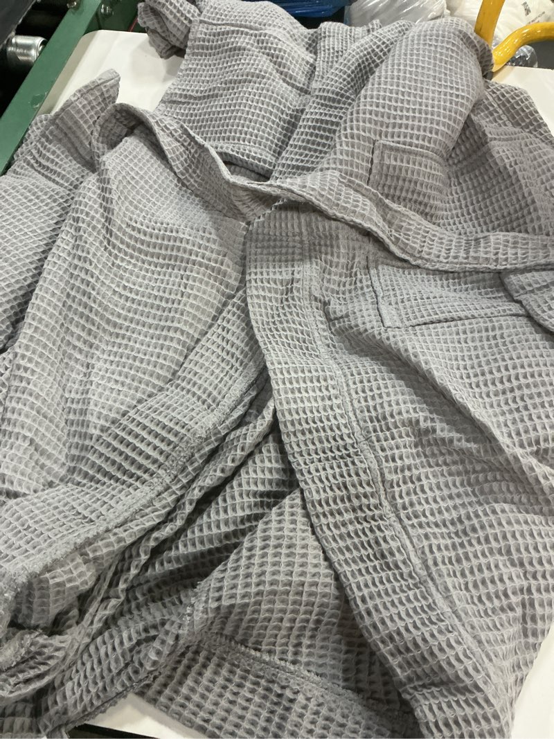 Condition photo showing Good Condition for (size:l)quince, organic turkish waffle robe/ grey 