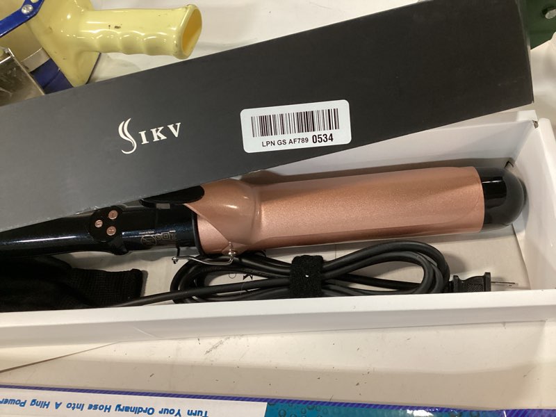 Condition photo showing Good Condition for 1 3/4 inch extra long barrel curling iron, 1.75 large barrel for long hair ceramic tourmaline