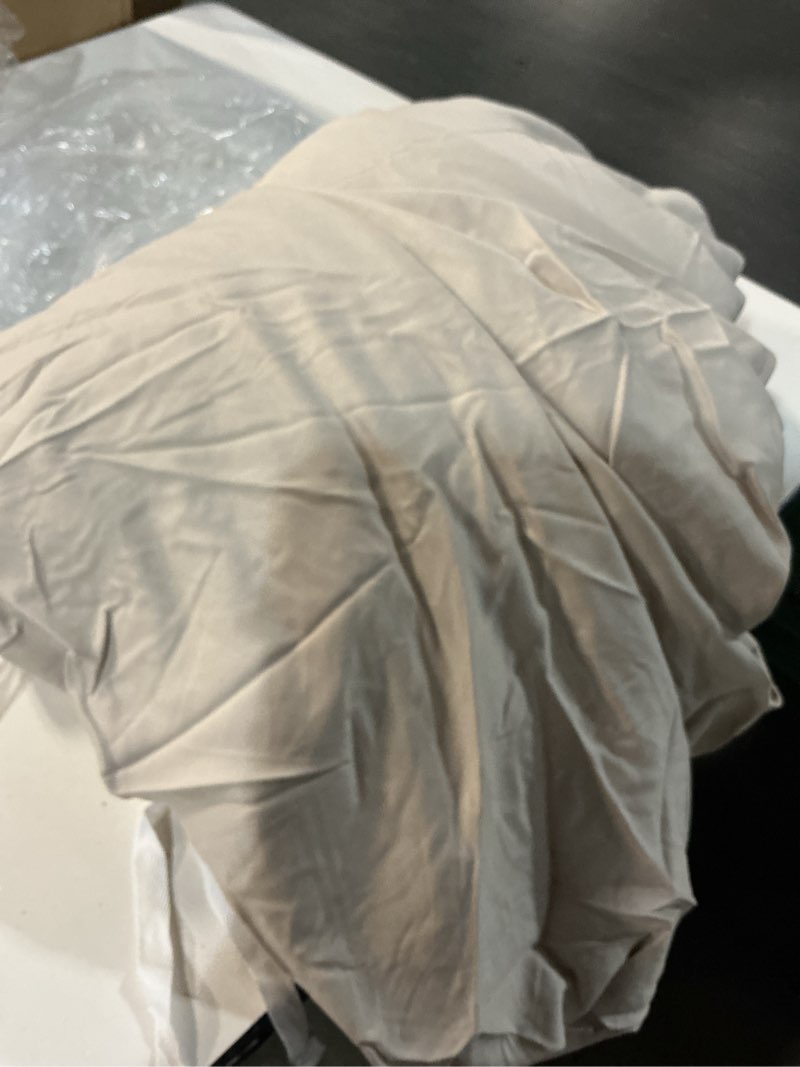 Condition photo showing Good Condition for bamboo duvet cover color: sand size: king/cal king 