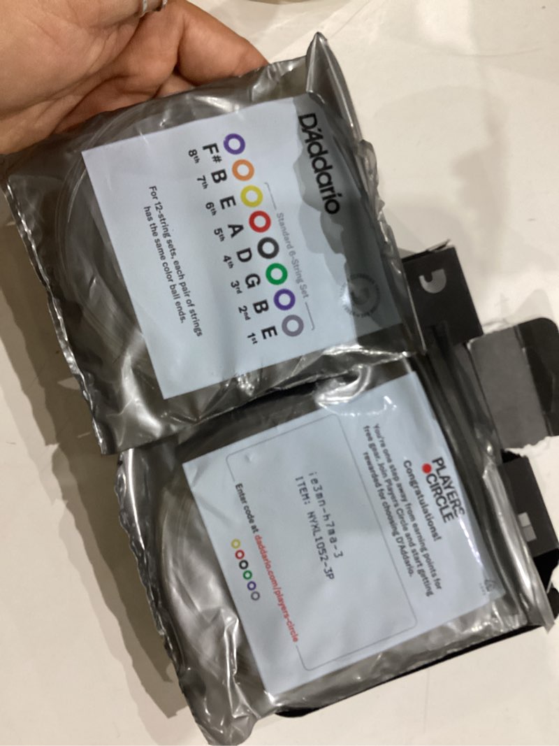 Condition photo showing Good Condition for d'addario guitar strings - nyxl electric guitar strings - nyxl1052-3p - unrivaled strength, tuning stability, enhanced mid-range - for 6 string guitars - 10-52 light top/heavy bottom, 3-pack